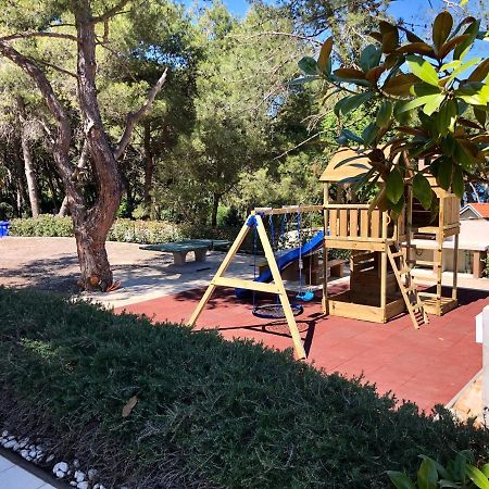 Beach House Villa - Ap. 2 Premantura Kültér fotó