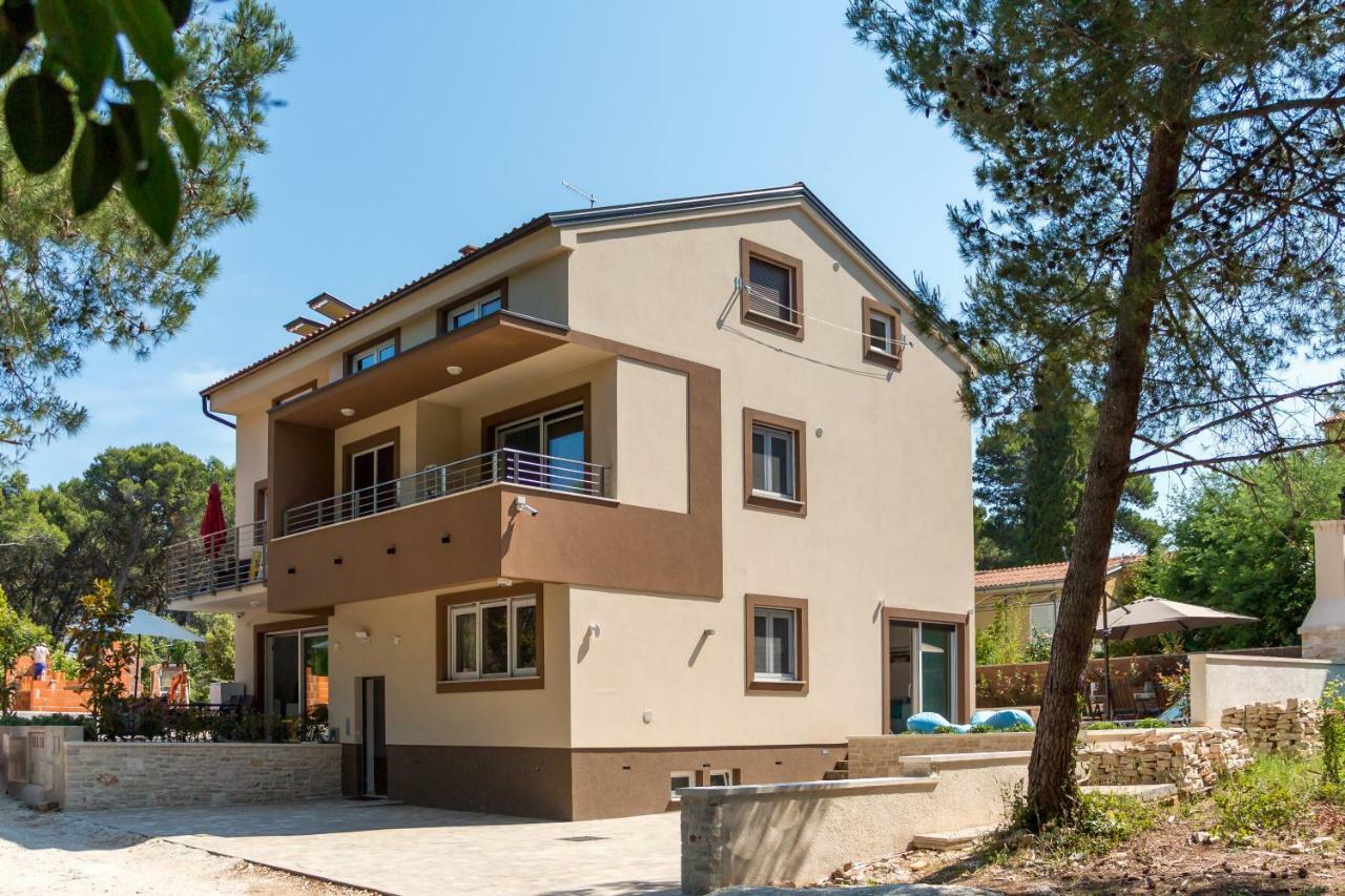 Beach House Villa - Ap. 2 Premantura Kültér fotó