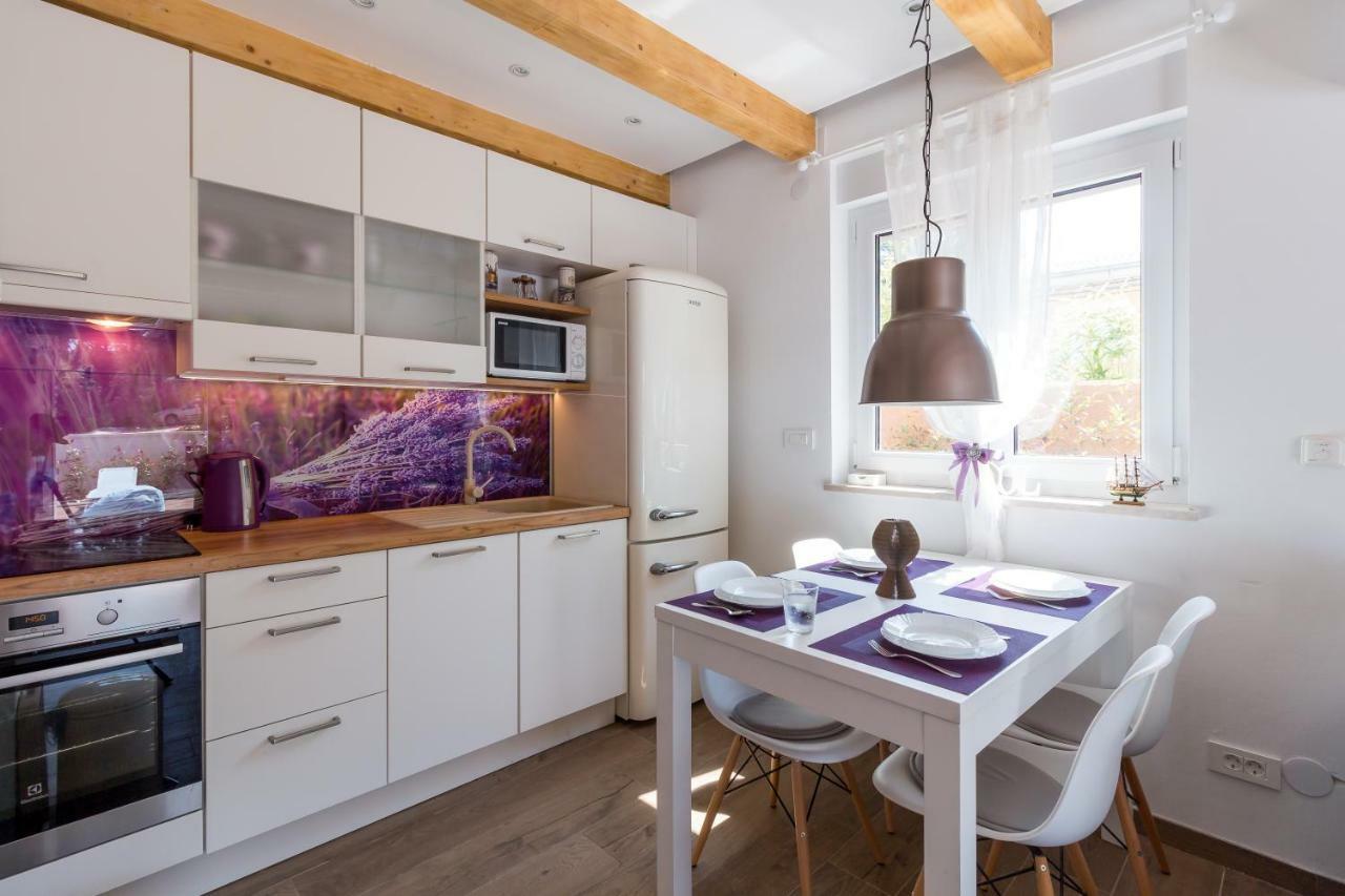 Beach House Villa - Ap. 2 Premantura Kültér fotó